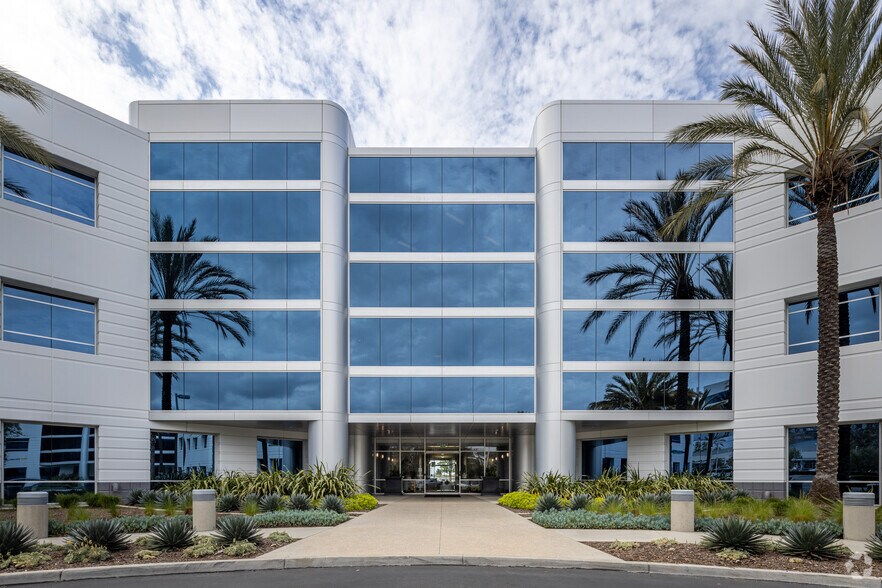 More Photos Of 27442 Portola Pky, Foothill Ranch Office For Lease