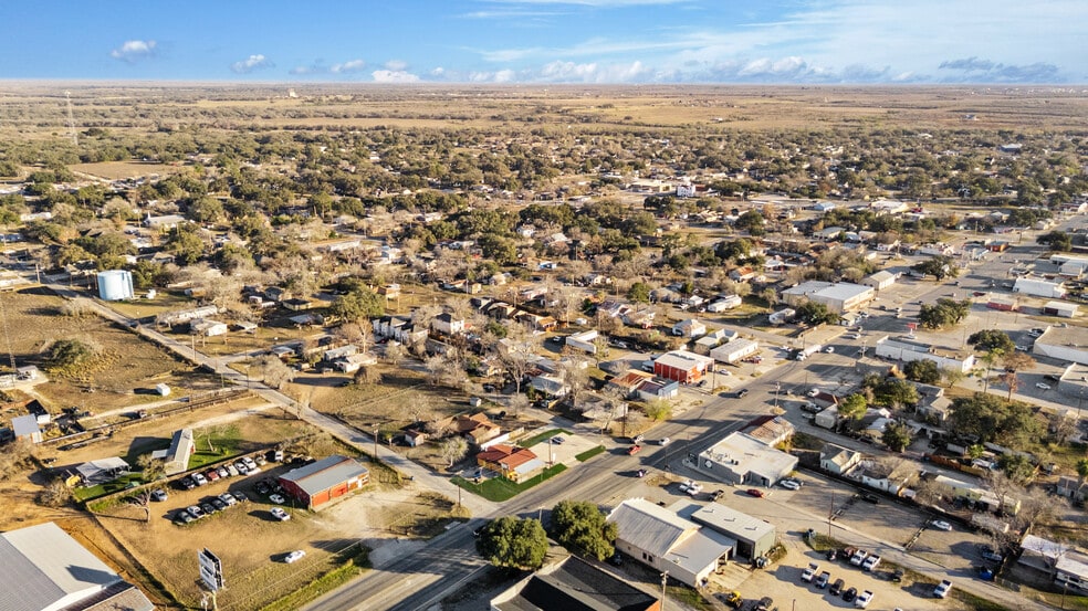 More Photos Of 1710 Second St, Pleasanton Restaurant For Sale
