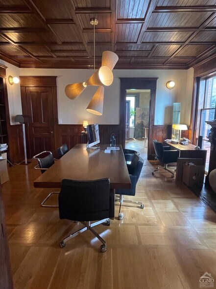 More Photos Of 420 Warren St, Hudson Office For Sale