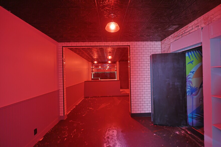 More Photos Of 2014-2022 E 7th St, Los Angeles Office For Lease