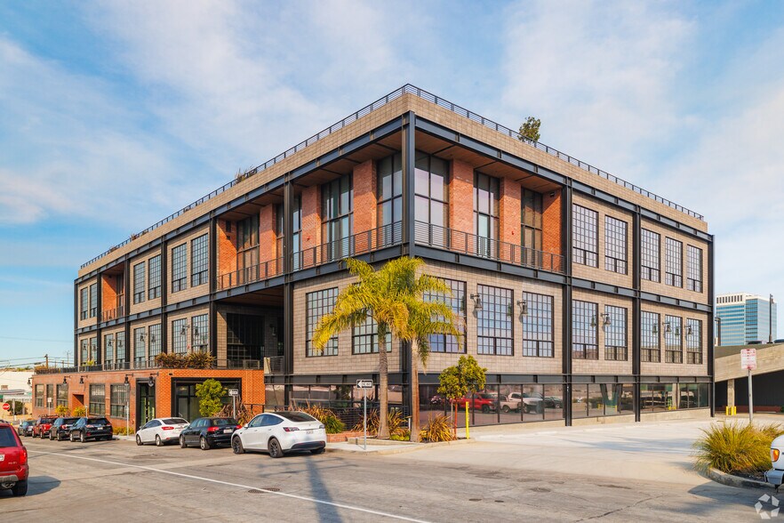 Primary Photo Of 136-142 Oregon St, El Segundo Research And Development For Lease