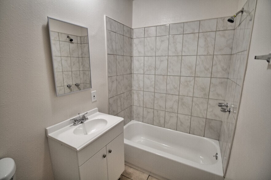 More Photos Of 13649 Foxley Dr, Whittier Apartments For Sale