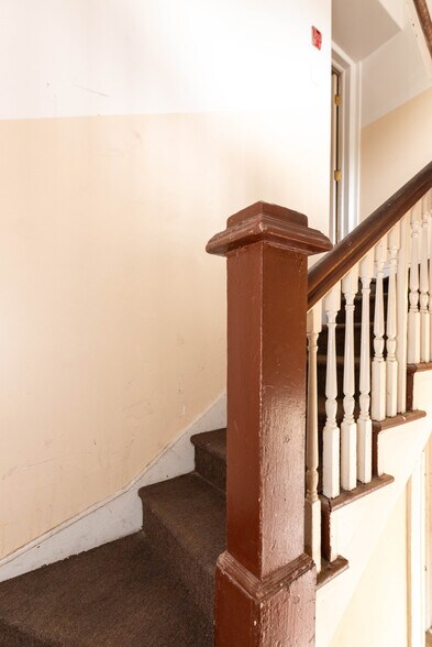 More Photos Of 1611 Gwynns Falls Pky, Baltimore Apartments For Sale