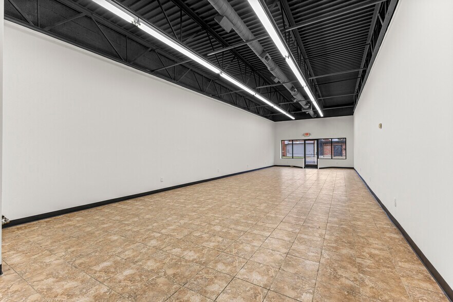More Photos Of 10433 W McNichols Rd, Detroit Storefront Retail Office For Lease