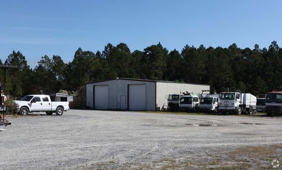 More Photos Of 1257 County Road 210, Jacksonville Warehouse For Lease