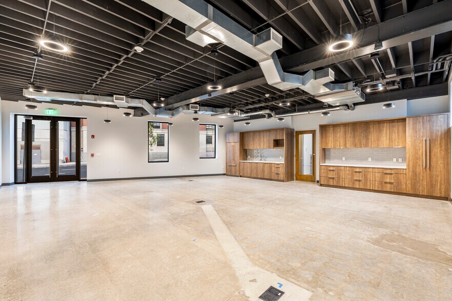 More Photos Of 15-17 Winter St, Cambridge Office For Lease