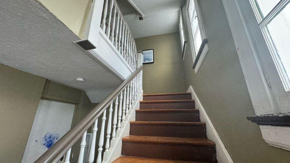 More Photos Of 901-903 McPherson Ave, Cincinnati Apartments For Sale