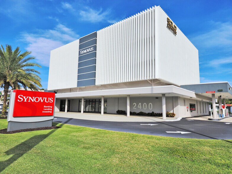 More Photos Of 2400 Tamiami Trl N, Naples Office For Lease