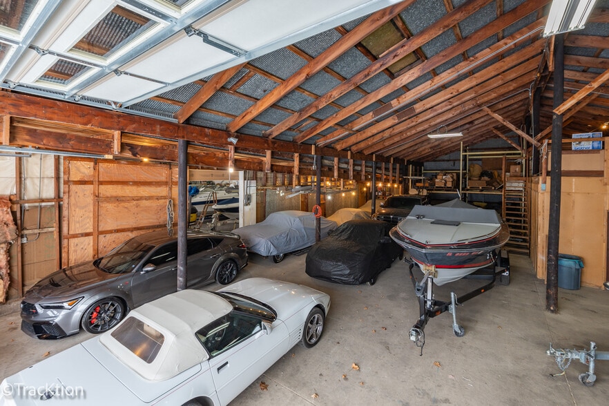 More Photos Of 10719 Commercial St, Richmond Warehouse For Sale