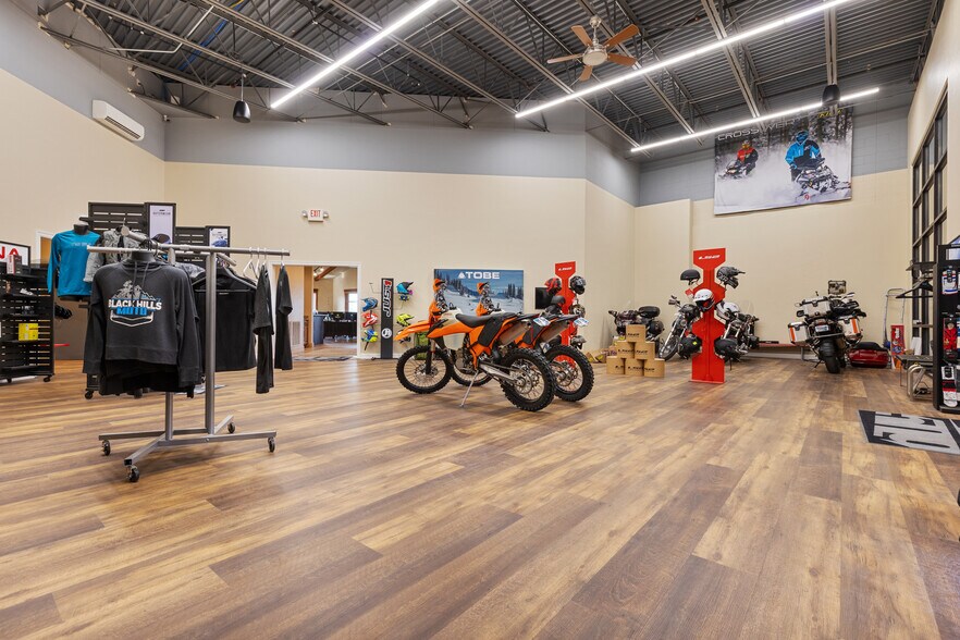 More Photos Of 215 Industrial Dr, Spearfish Warehouse For Sale