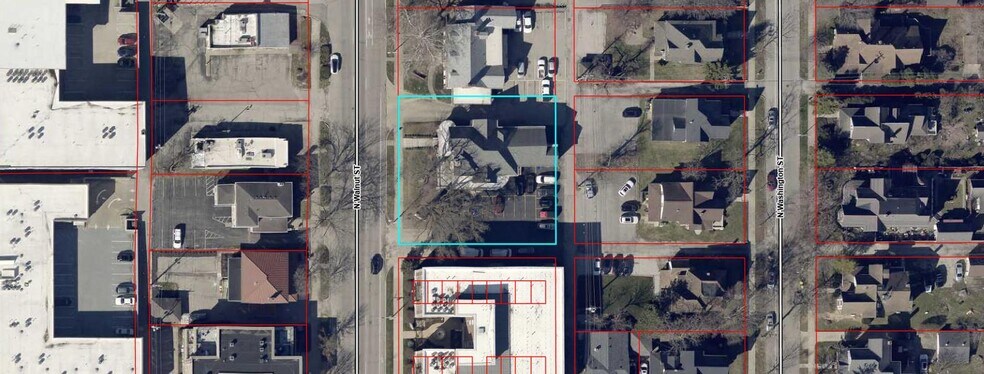 More Photos Of 520 N Walnut St, Bloomington Office For Lease