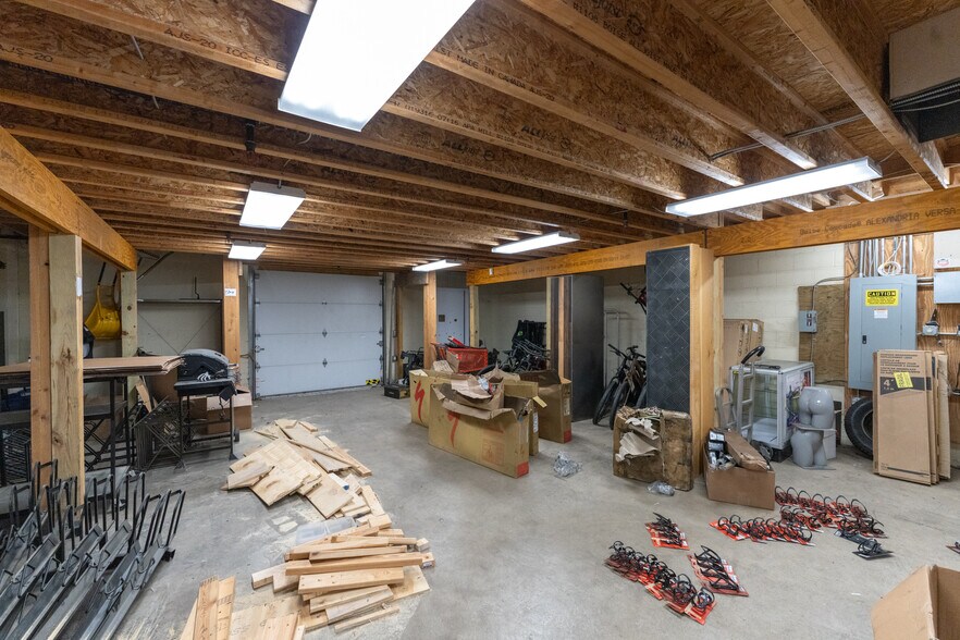 More Photos Of 3845 Northern Pike, Monroeville Freestanding For Lease