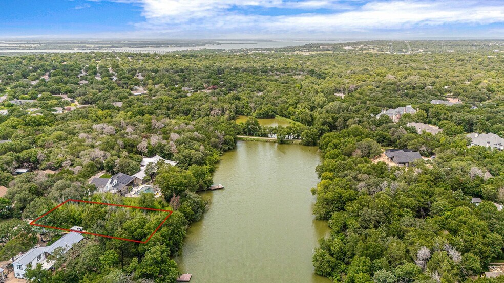 More Photos Of TBD Rainbow Dr, Woodway Land For Sale