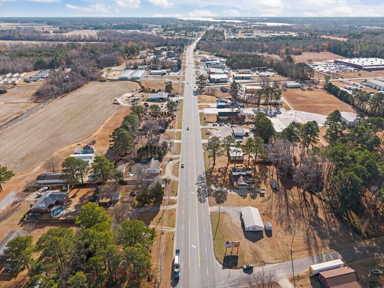 More Photos Of 2034 W 5th St, Washington Showroom For Sale