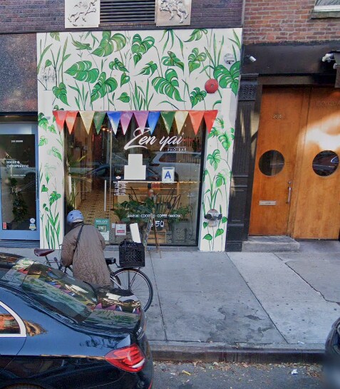 Primary Photo Of 208 Grand St, Brooklyn Storefront Retail Residential For Lease