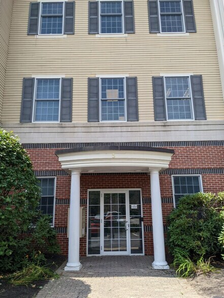 More Photos Of 5 Lan Dr, Westford Office For Lease