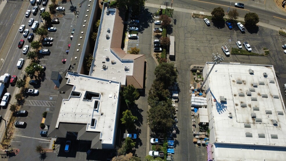 More Photos Of 3451 Longview Dr, Sacramento Office For Sale