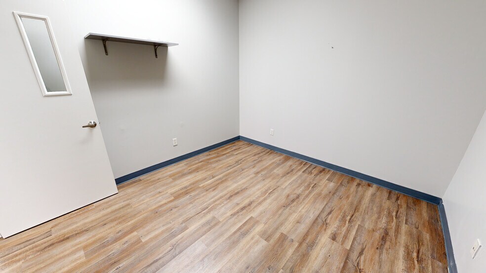 More Photos Of 635 Petro Point Dr, Lake Charles Office For Sale