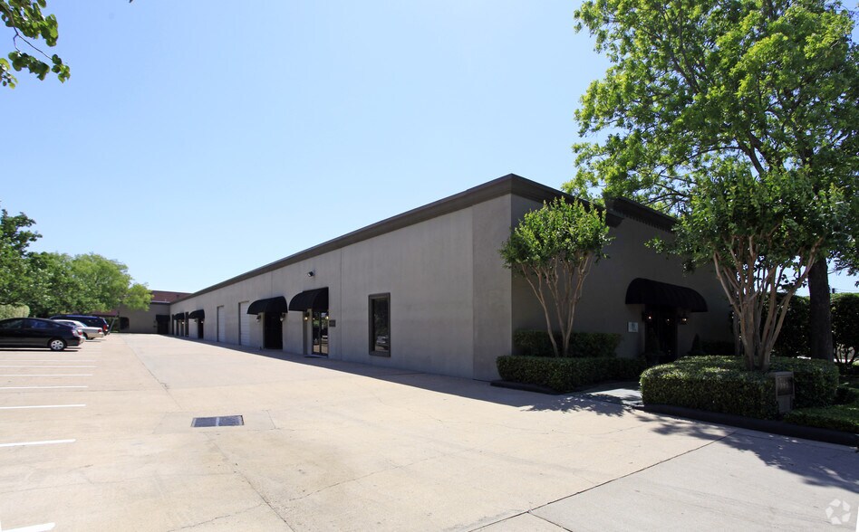 More Photos Of 5455 Dashwood Dr, Bellaire Medical For Lease