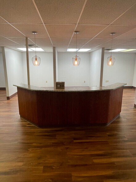 More Photos Of 103 Bruce Professional Park, Mount Sterling Medical For Lease