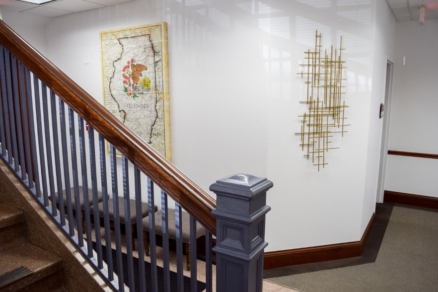 More Photos Of 127 S First St, Geneva Office Residential For Lease