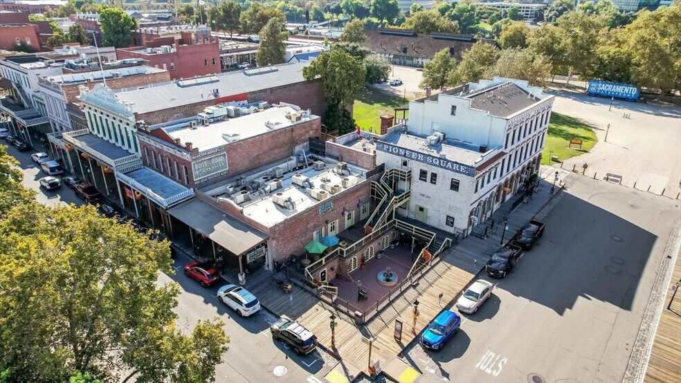 More Photos Of 900-906 2nd St, Sacramento Storefront For Lease