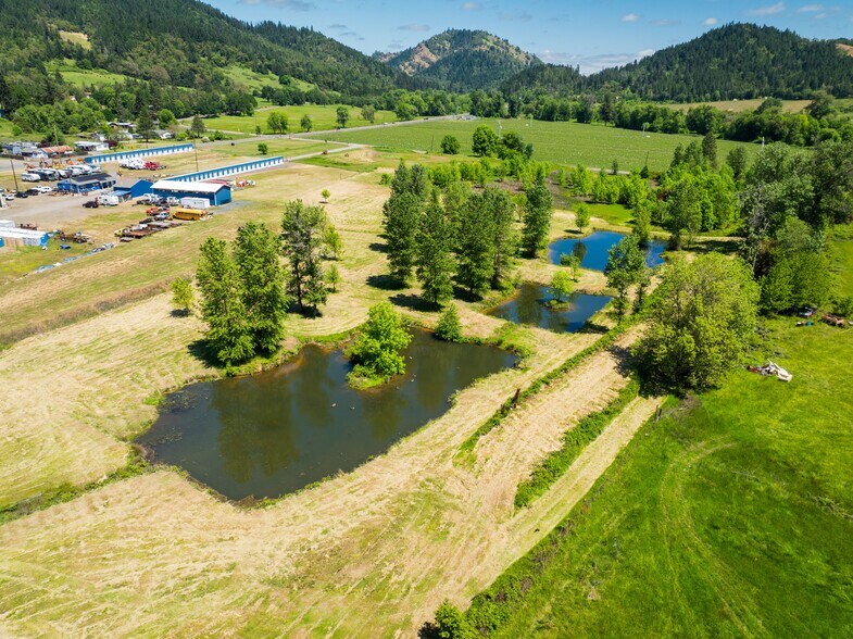 More Photos Of 215 Lawson Ln, Tenmile Warehouse For Sale