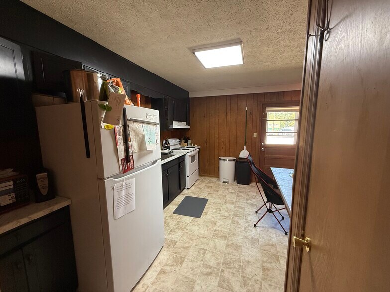 More Photos Of 71 Maple St, Clyde Apartments For Sale