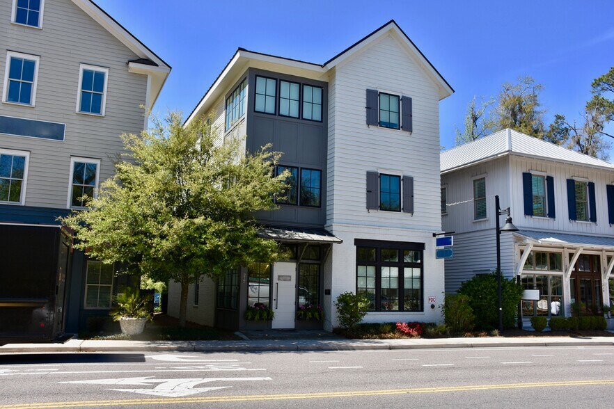 More Photos Of 212 Bluffton Rd, Bluffton Office For Lease