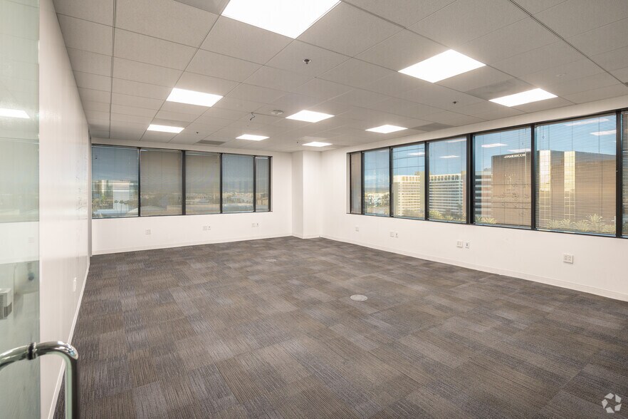 Photo of 8th Floor Ste 800