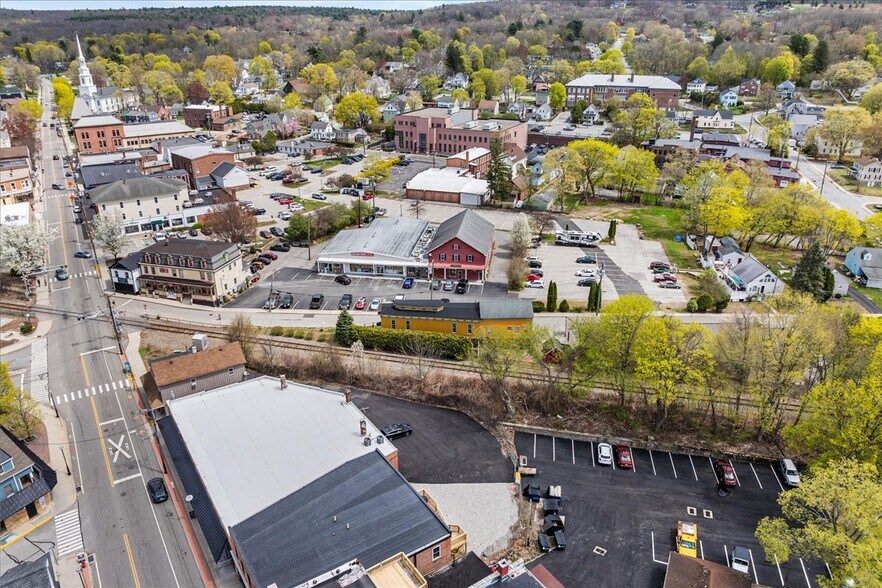 More Photos Of 21 Furnace St, Danielson Storefront For Lease