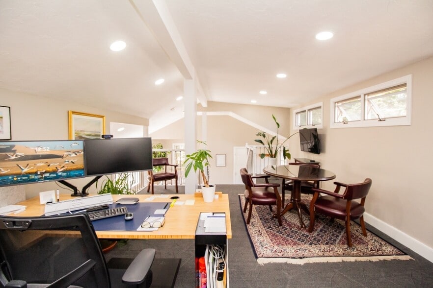 More Photos Of 4 Boyden Rd, Holden Office For Lease