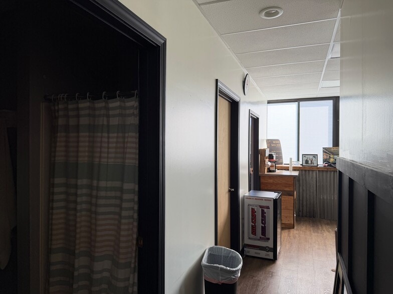 More Photos Of 193 Pascone Pl, Newington Warehouse For Sale