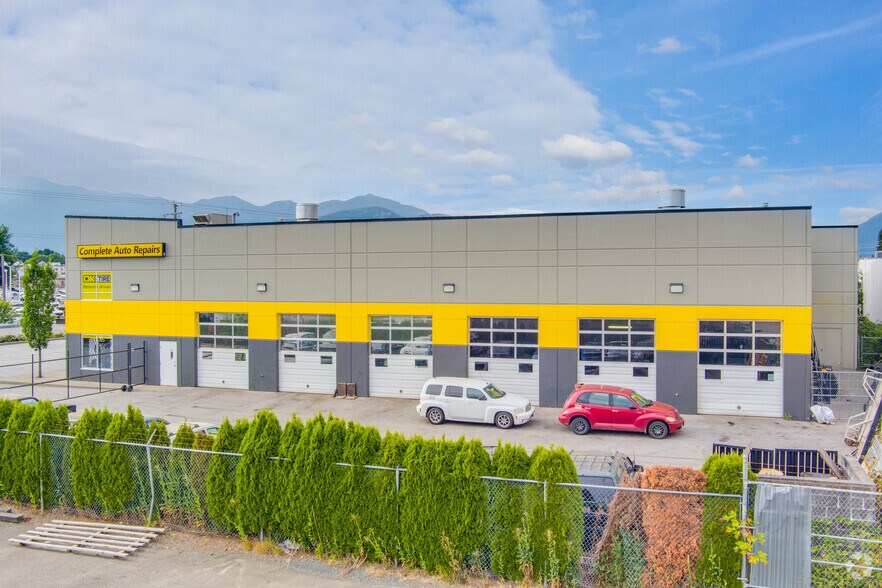 More Photos Of 45676 Yale Rd, Chilliwack Storefront Retail Office For Lease