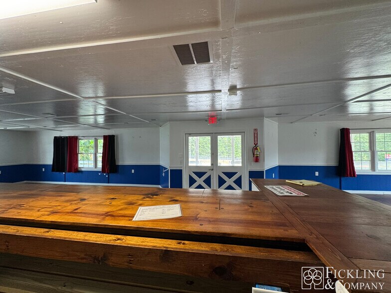 More Photos Of 411 Pea Ridge Rd, Eatonton Freestanding For Lease