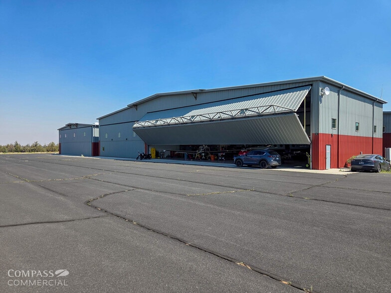 More Photos Of 63205 Gibson Air Rd, Bend Airplane Hangar For Sale