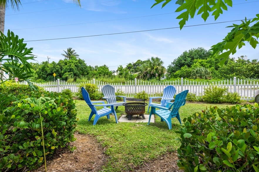 More Photos Of 2502 Tamarind Dr, Hutchinson Island Hotel For Sale