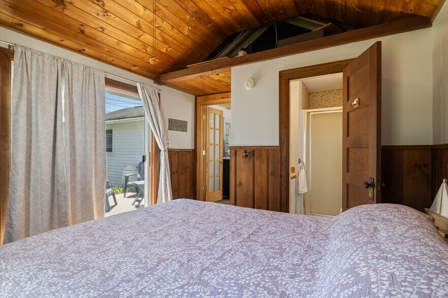 More Photos Of 165 E Grand Ave, Old Orchard Beach Apartments For Sale