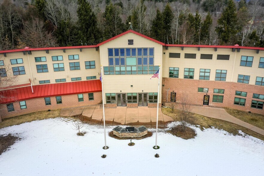 Primary Photo Of 193 Home Farm Way, Waitsfield Office For Sale