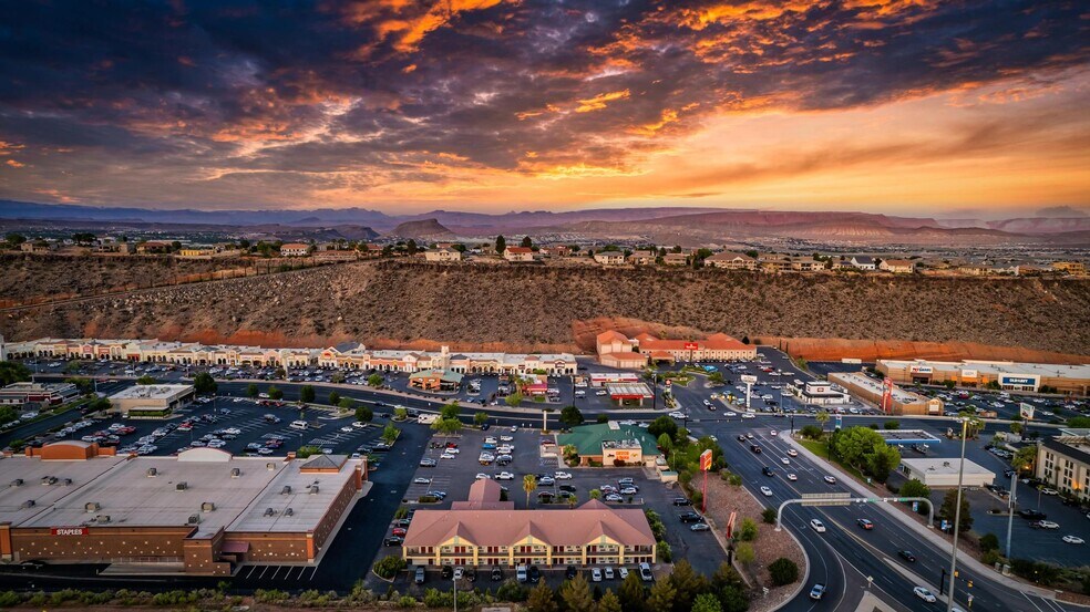 More Photos Of 260 W Main St, Vernal Hotel For Sale