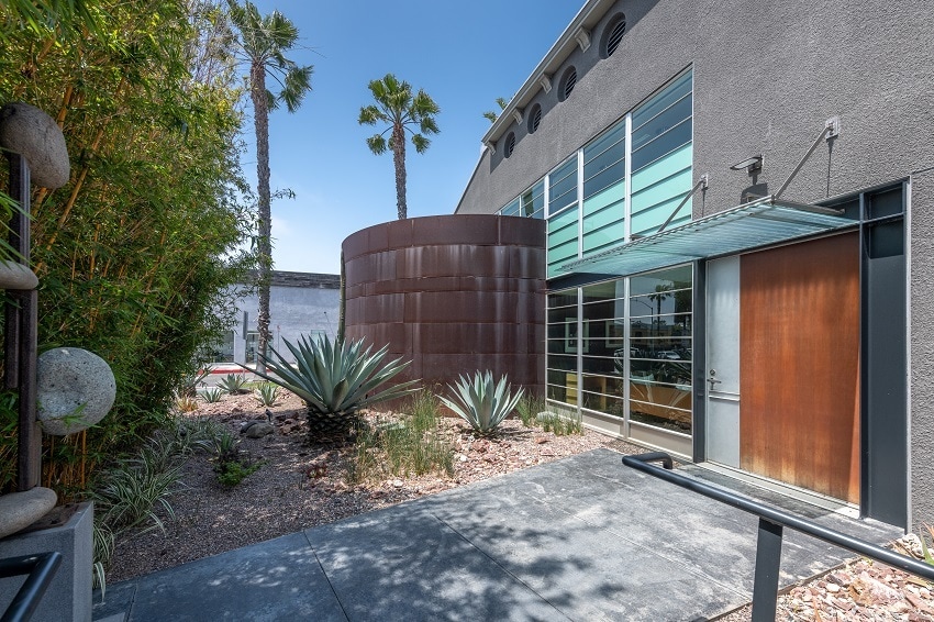 More Photos Of 10865 Washington Blvd, Culver City Loft Creative Space For Lease