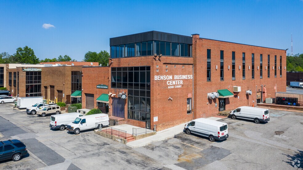 More Photos Of 1-208 Azar Ct, Arbutus Warehouse For Lease