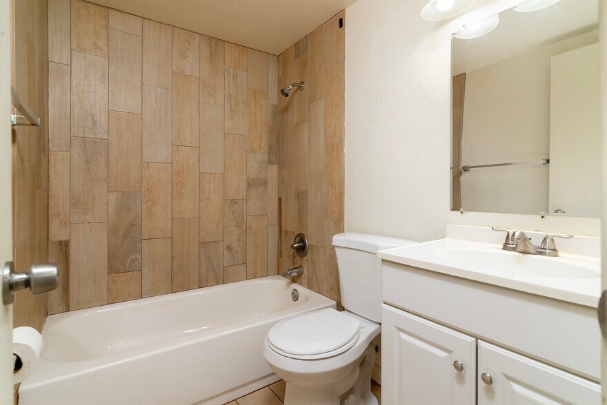 More Photos Of 1002 S Mariana St, Tempe Apartments For Sale