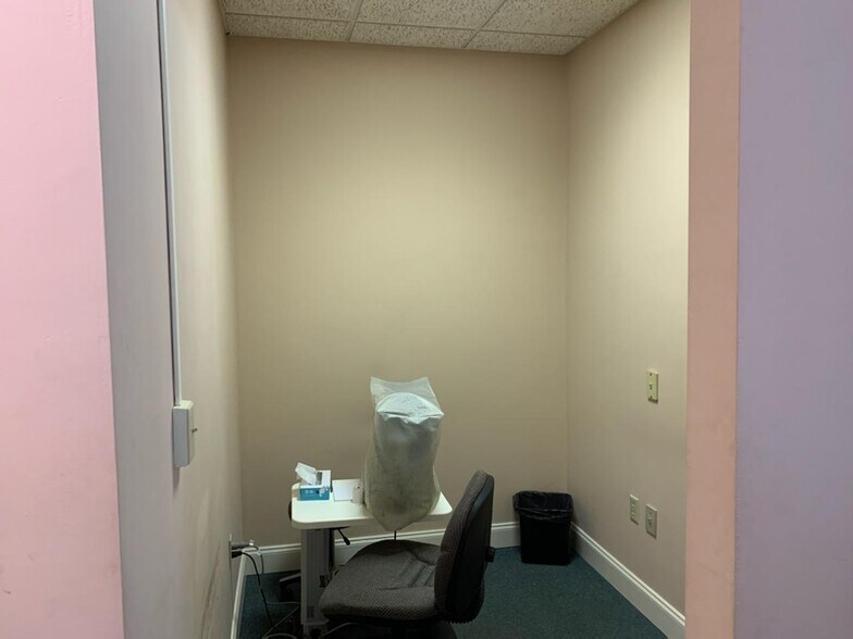 More Photos Of 516 Ohio Ave S, Live Oak Medical For Sale