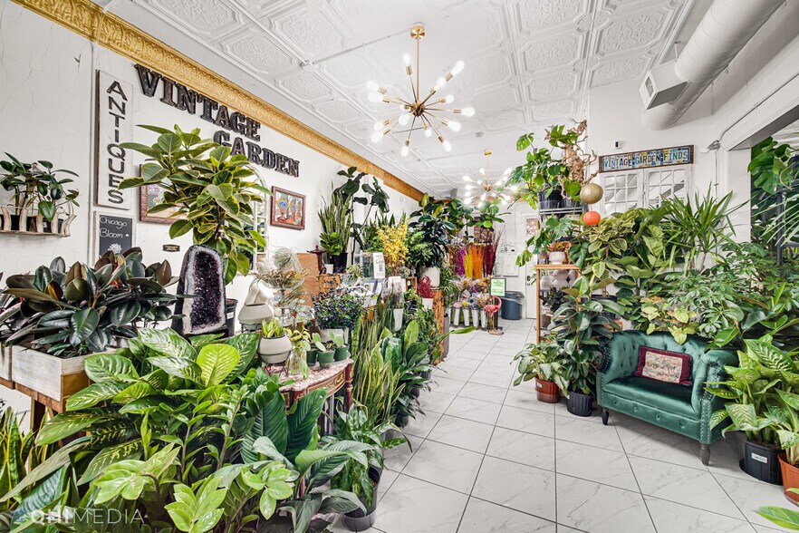 More Photos Of 2312 W Touhy Ave, Chicago General Retail For Sale