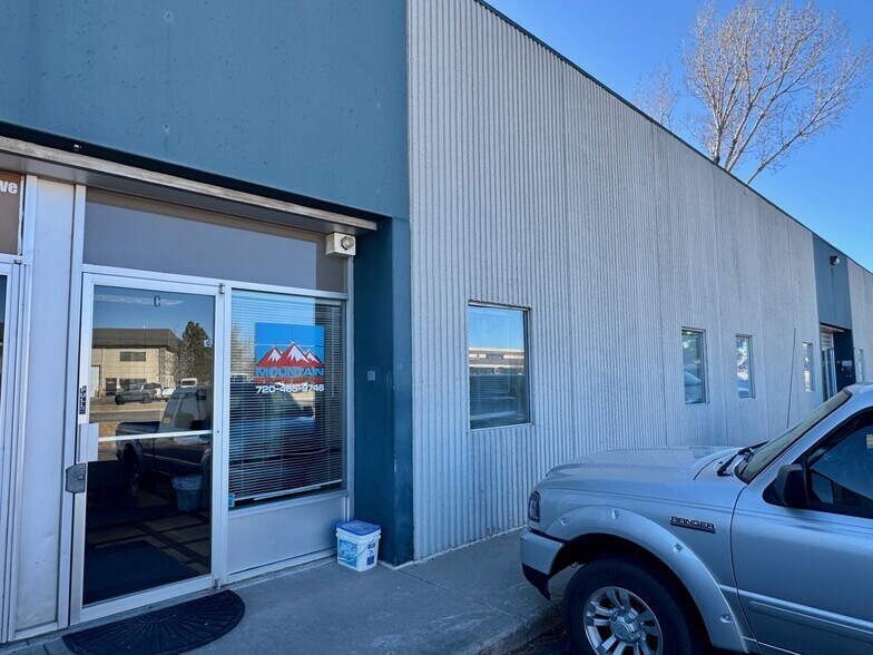 Primary Photo Of 15350 E Hinsdale Cir, Centennial Light Distribution For Lease