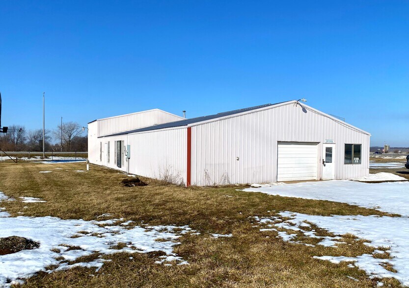 More Photos Of 13101 Michigan Rd, Plymouth Freestanding For Sale