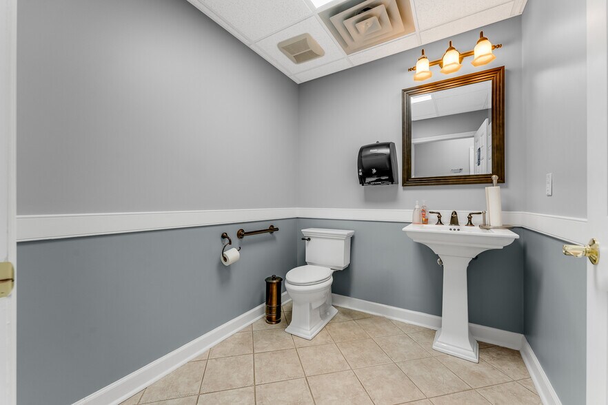 More Photos Of 6-10 Canyon Rd, Morgantown Loft Creative Space For Sale