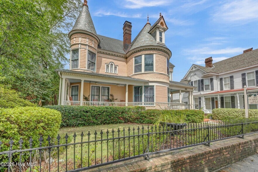 More Photos Of 412 S 3rd St, Wilmington Hospitality For Sale