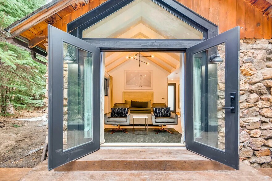 More Photos Of 3303 Chicago Creek Rd, Idaho Springs Hotel For Sale